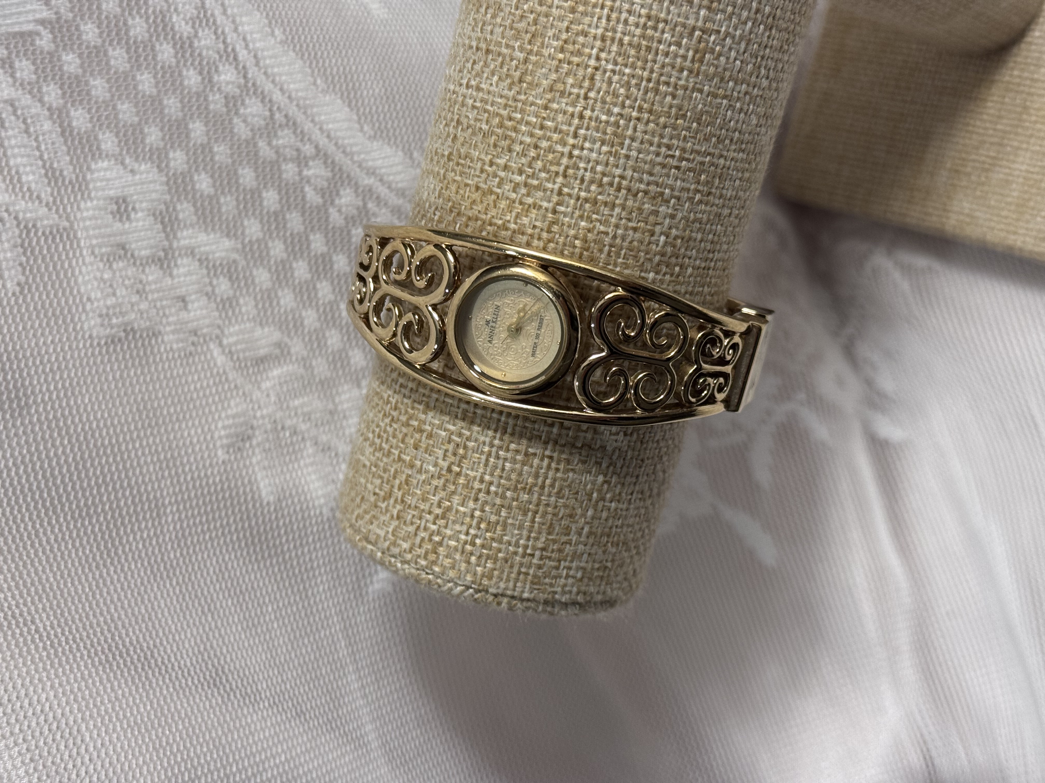 The Rosewood | Anne Klein