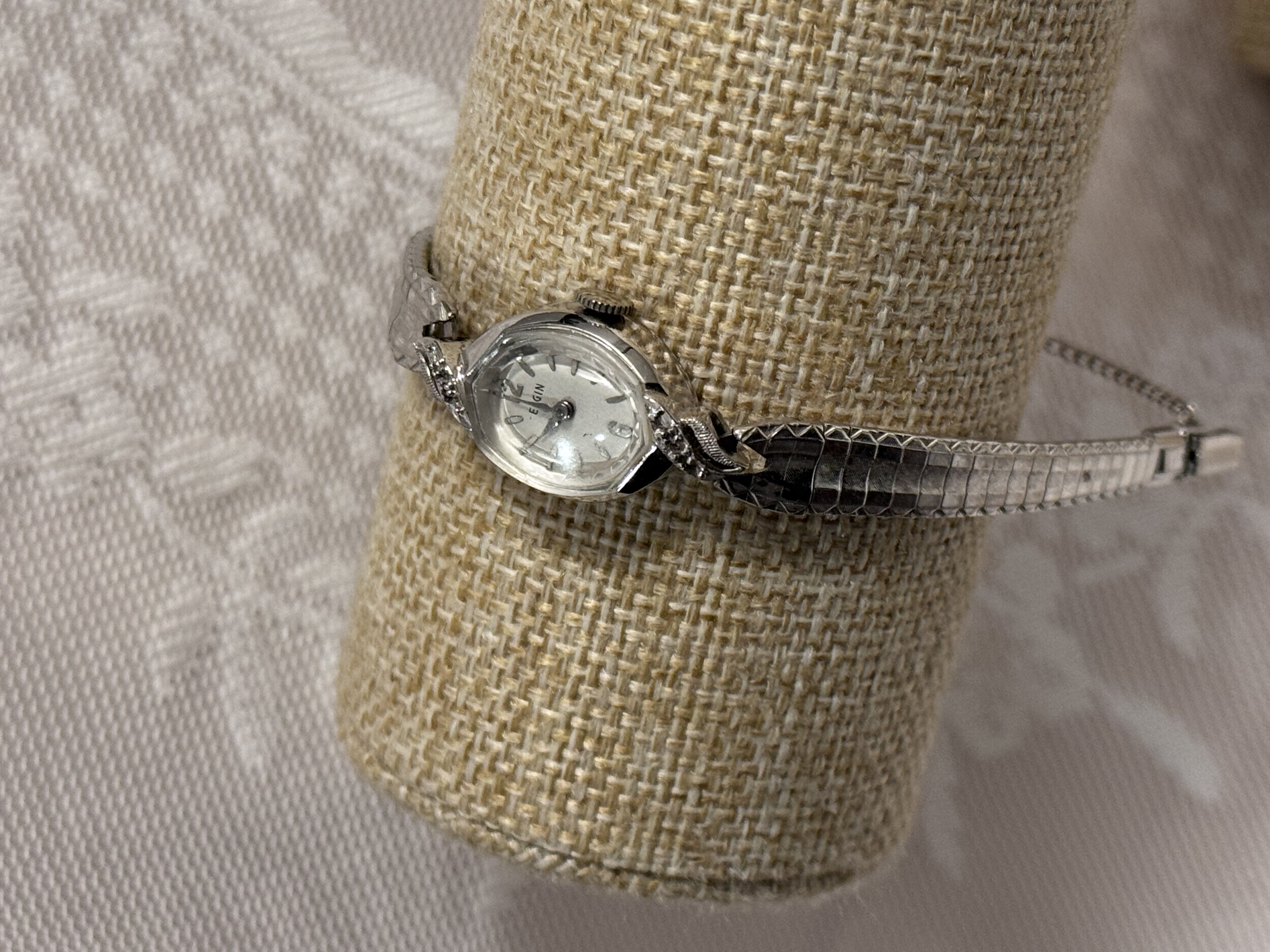 The Pearl Minute | Elgin