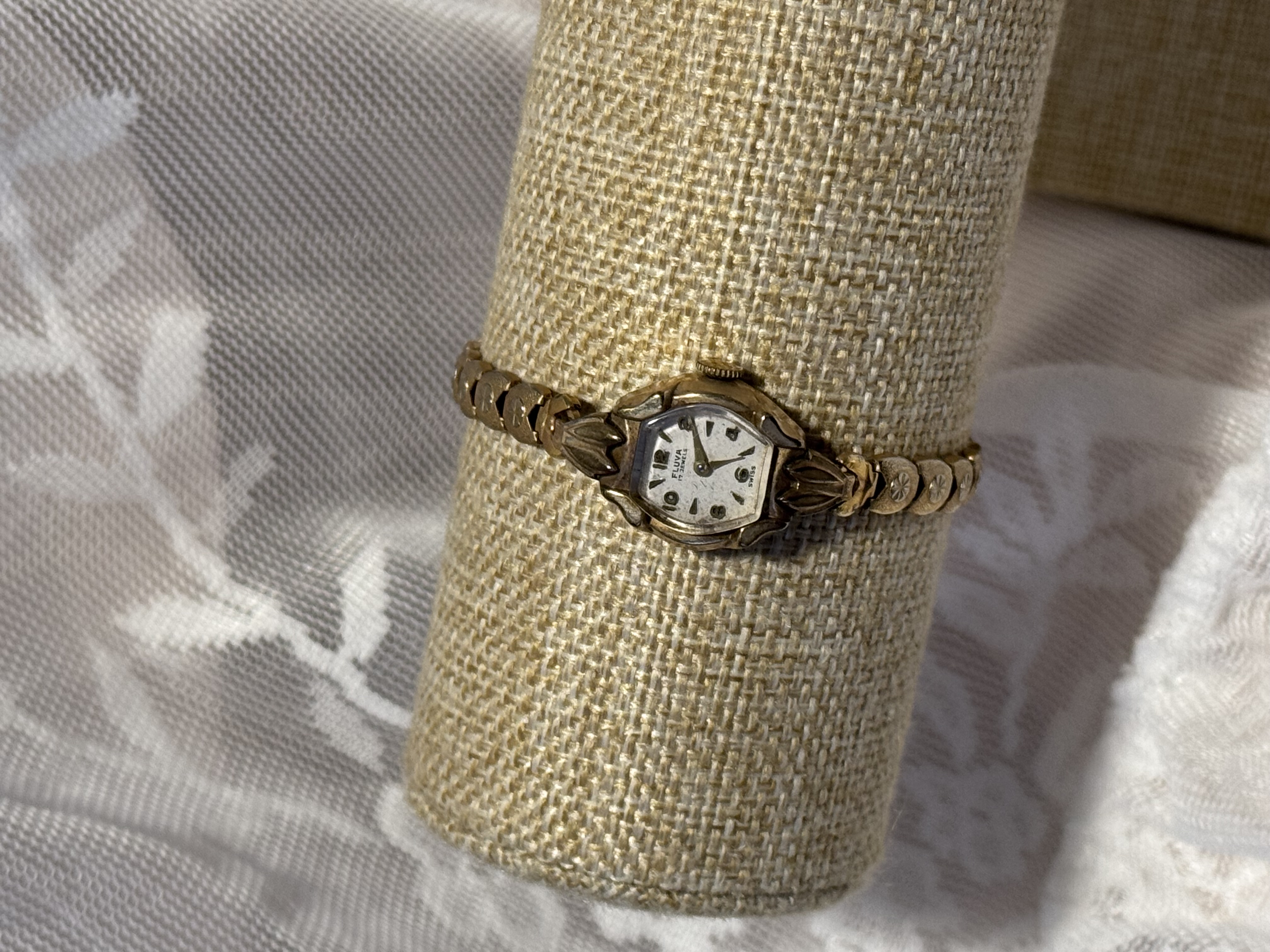 The Golden | Fluva