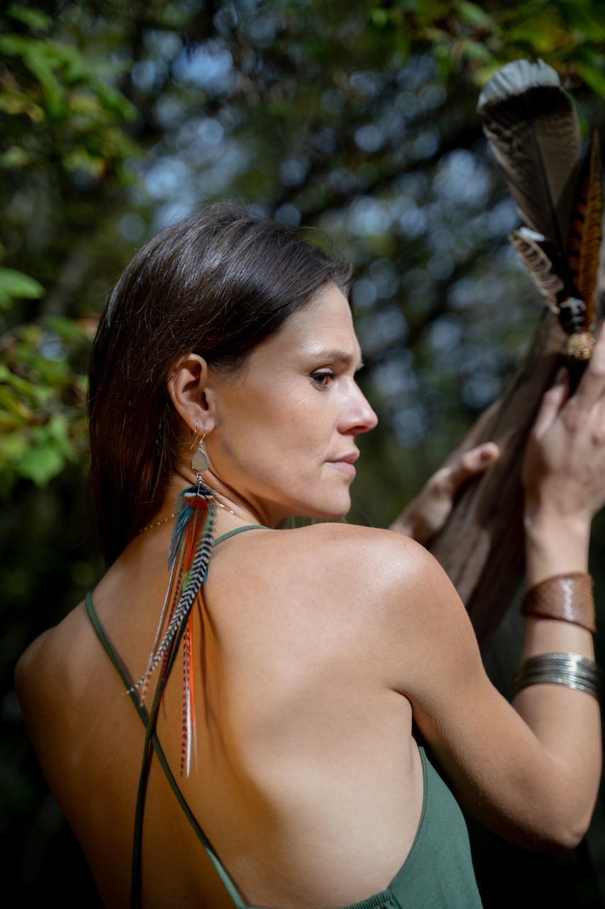 Boucle d'Oreille en Plumes Naturelles et Pierre semi-précieuse