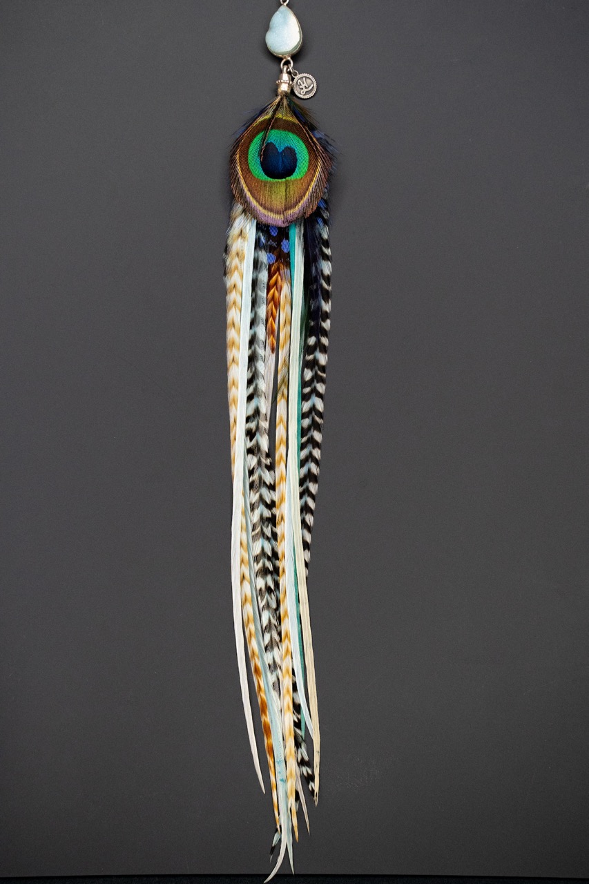 Boucle d'Oreille en Plumes Naturelles et Pierre semi-précieuse