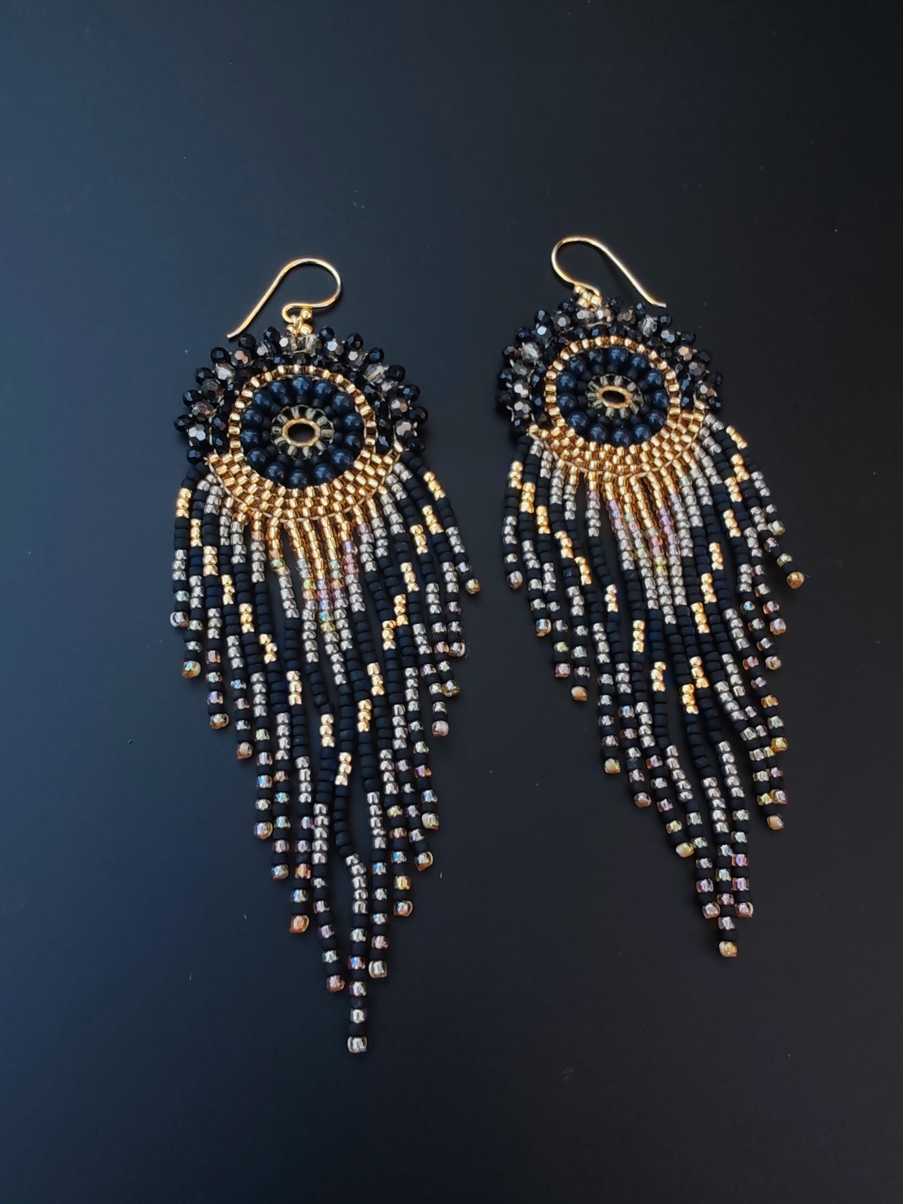 Boucles d'oreille ISIS