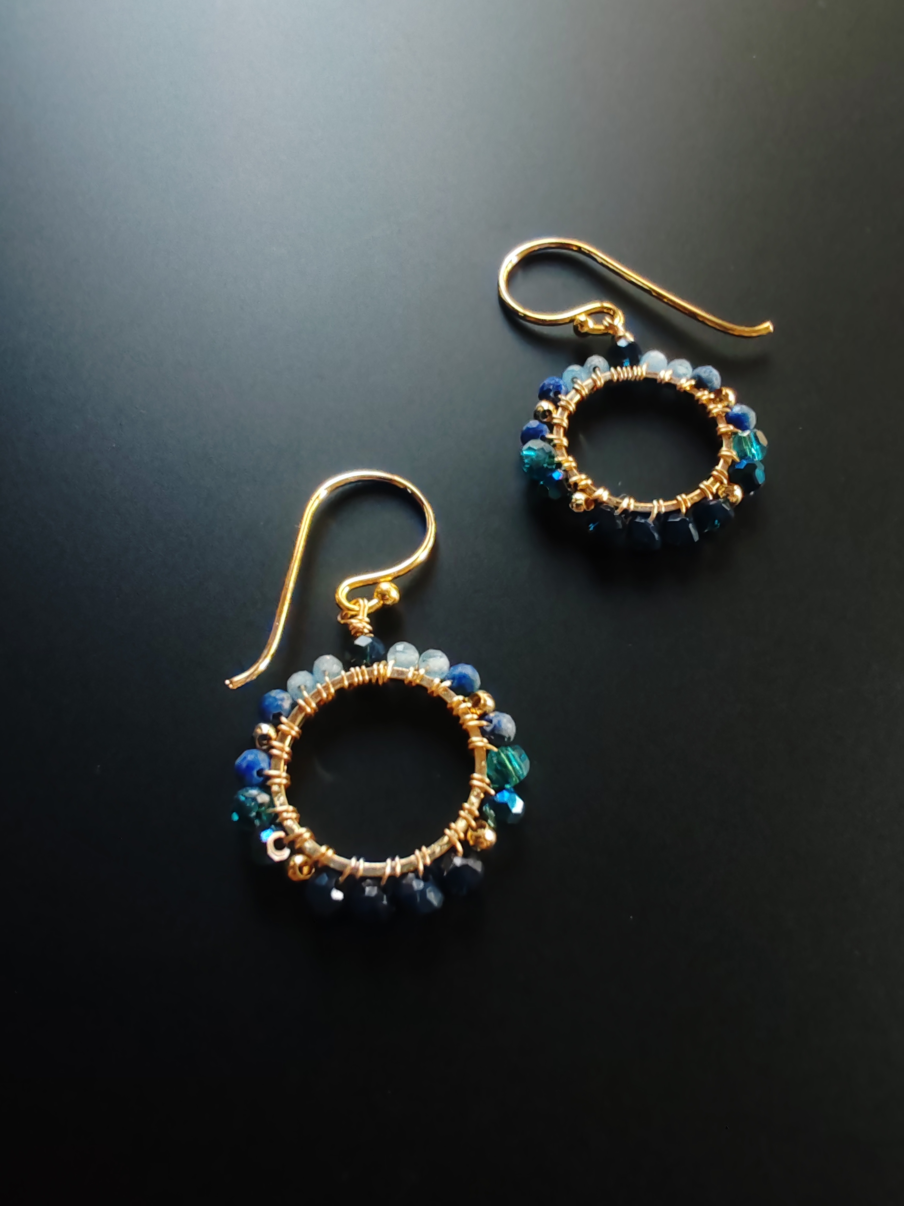 Boucles d'oreilles Créoles en perle de verre