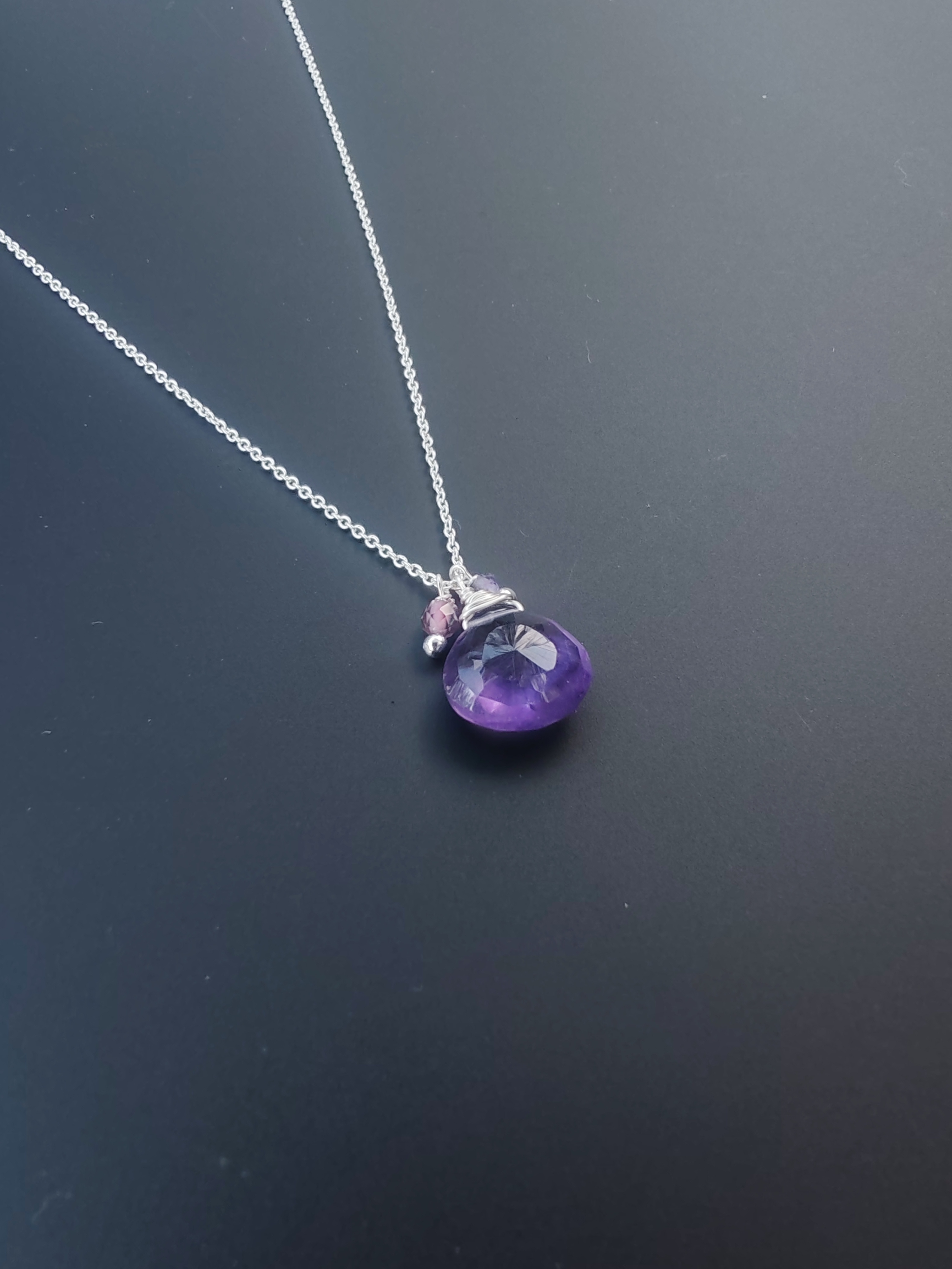 Collier Améthyste – Goutte Facettée