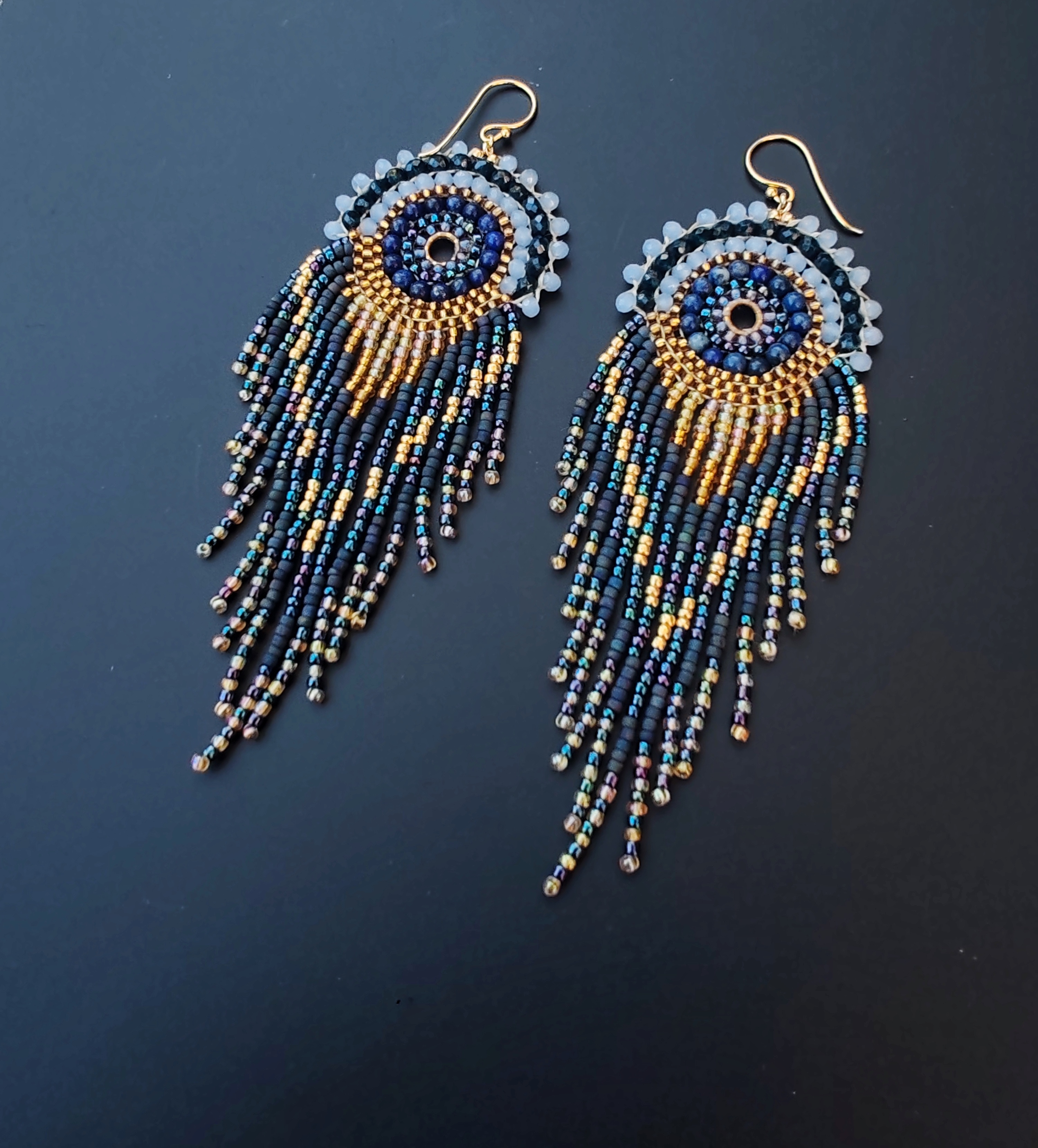 Boucles d'oreille ISIS