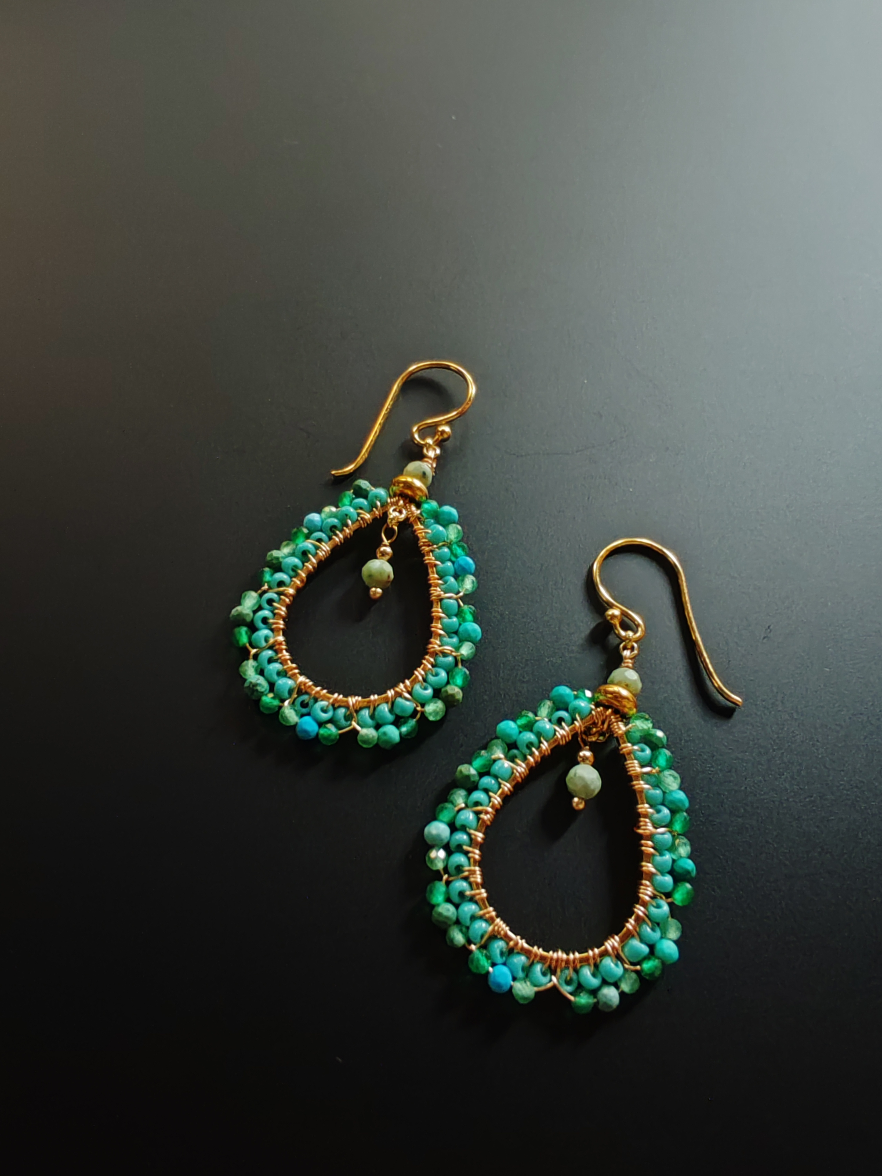 Boucles d'oreilles gouttes perlées