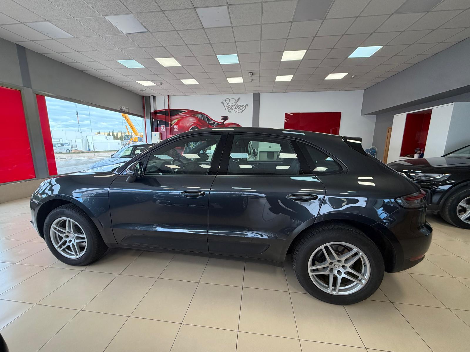 PORSCHE MACAN TURBO 2.0