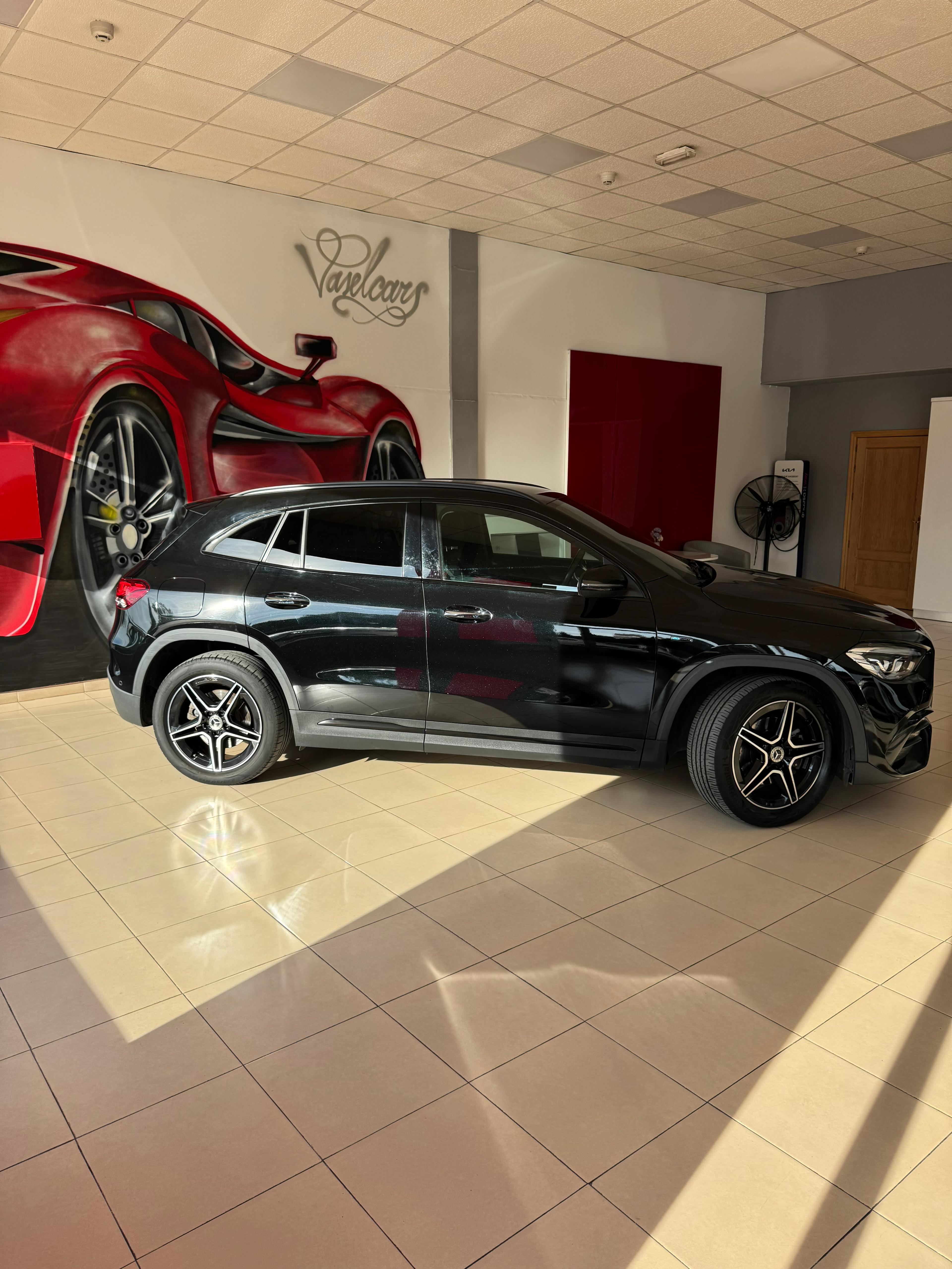 MERCEDES-BENZ GLA 250e AMG Line