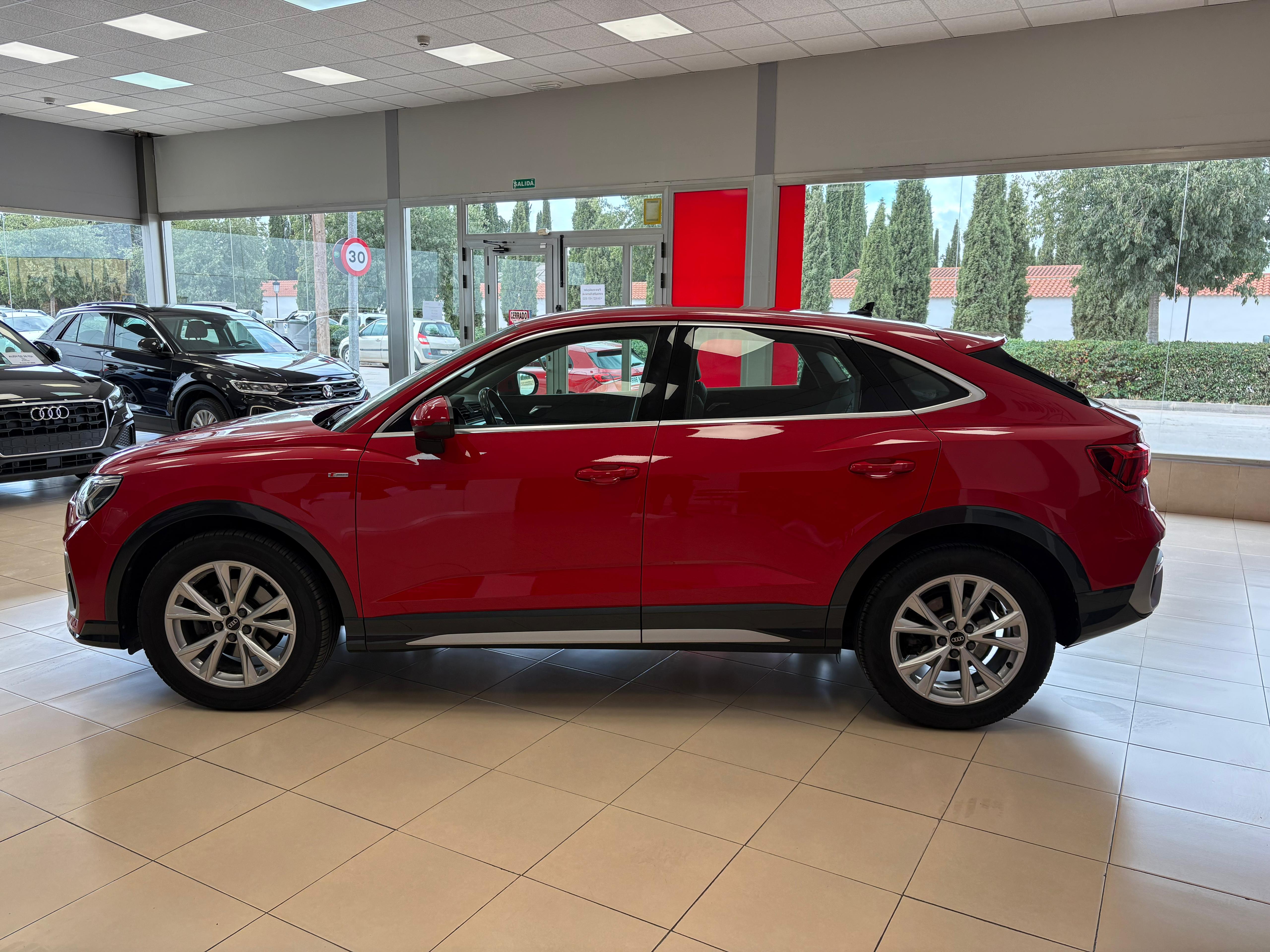 AUDI Q3 SPORTBACK 35 TDI S-LINE