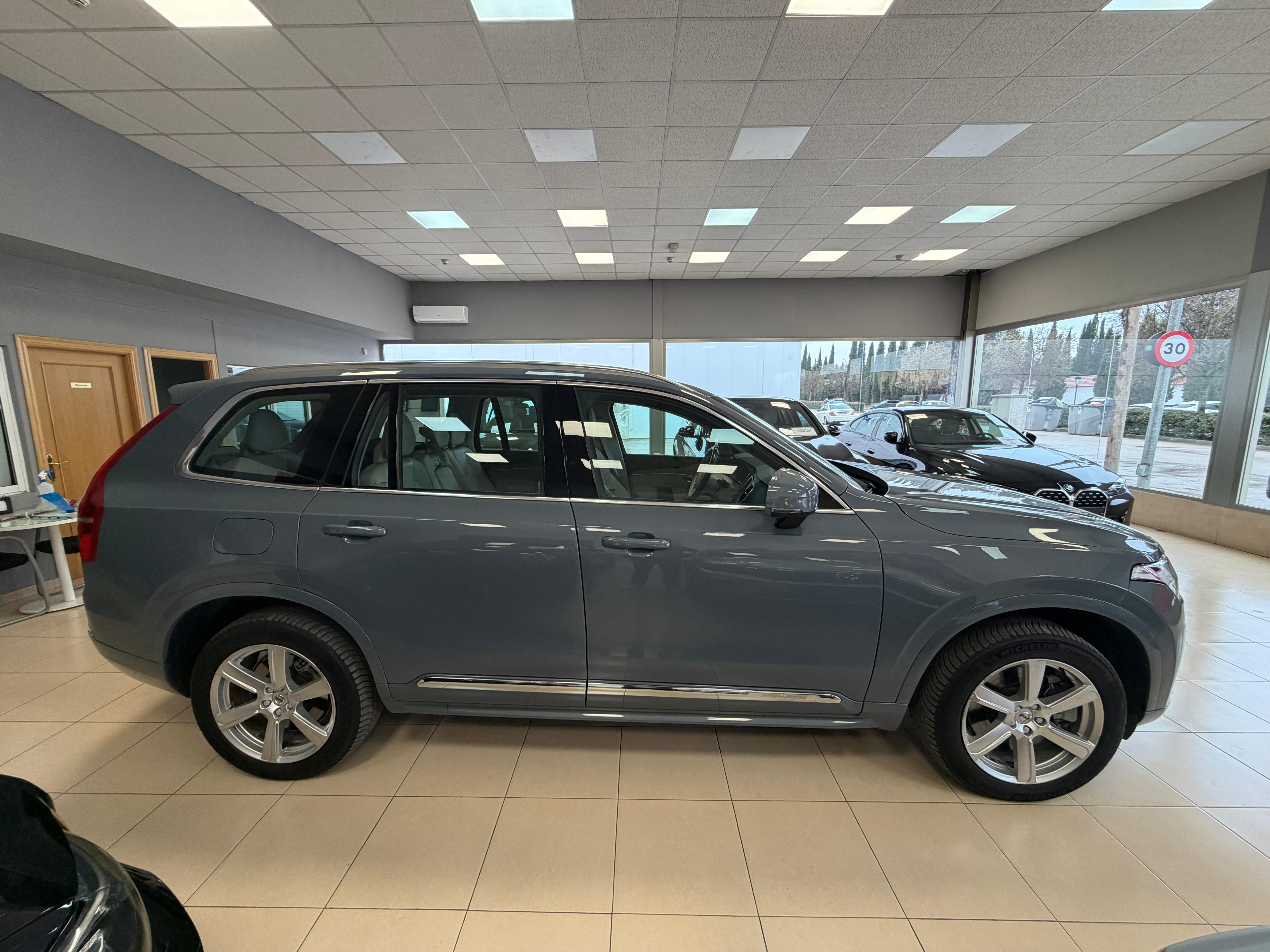 VOLVO XC90 T8 AWD Recharge