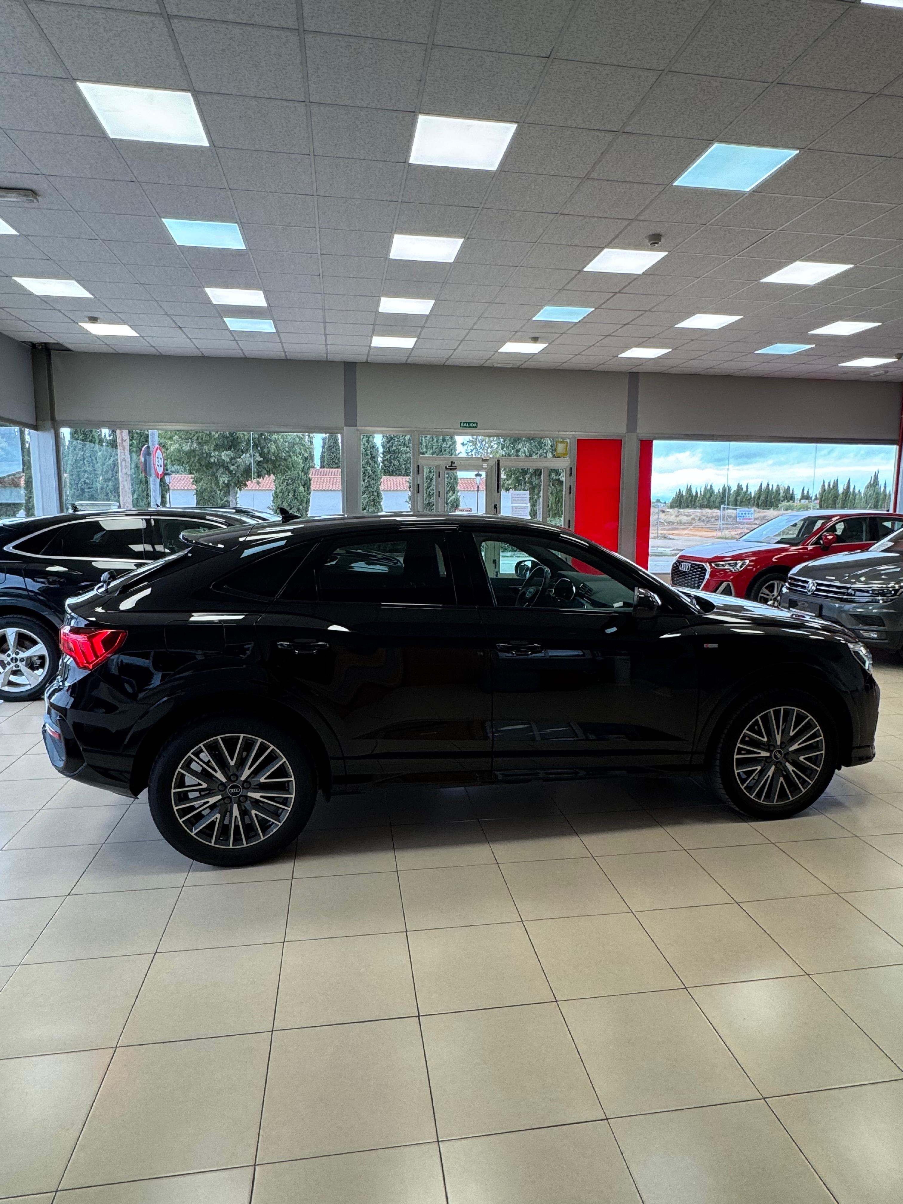 AUDI Q3 SPORTBACK 45 TFSIe S-LINE