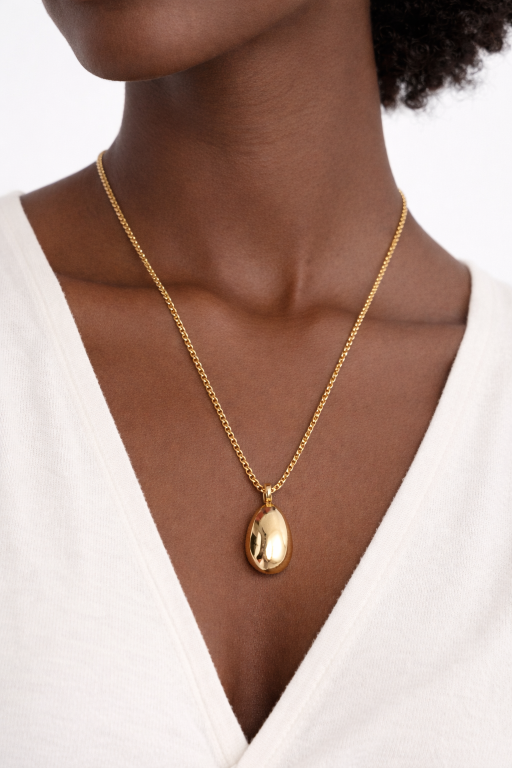 Colar de aço  Gota Dourado