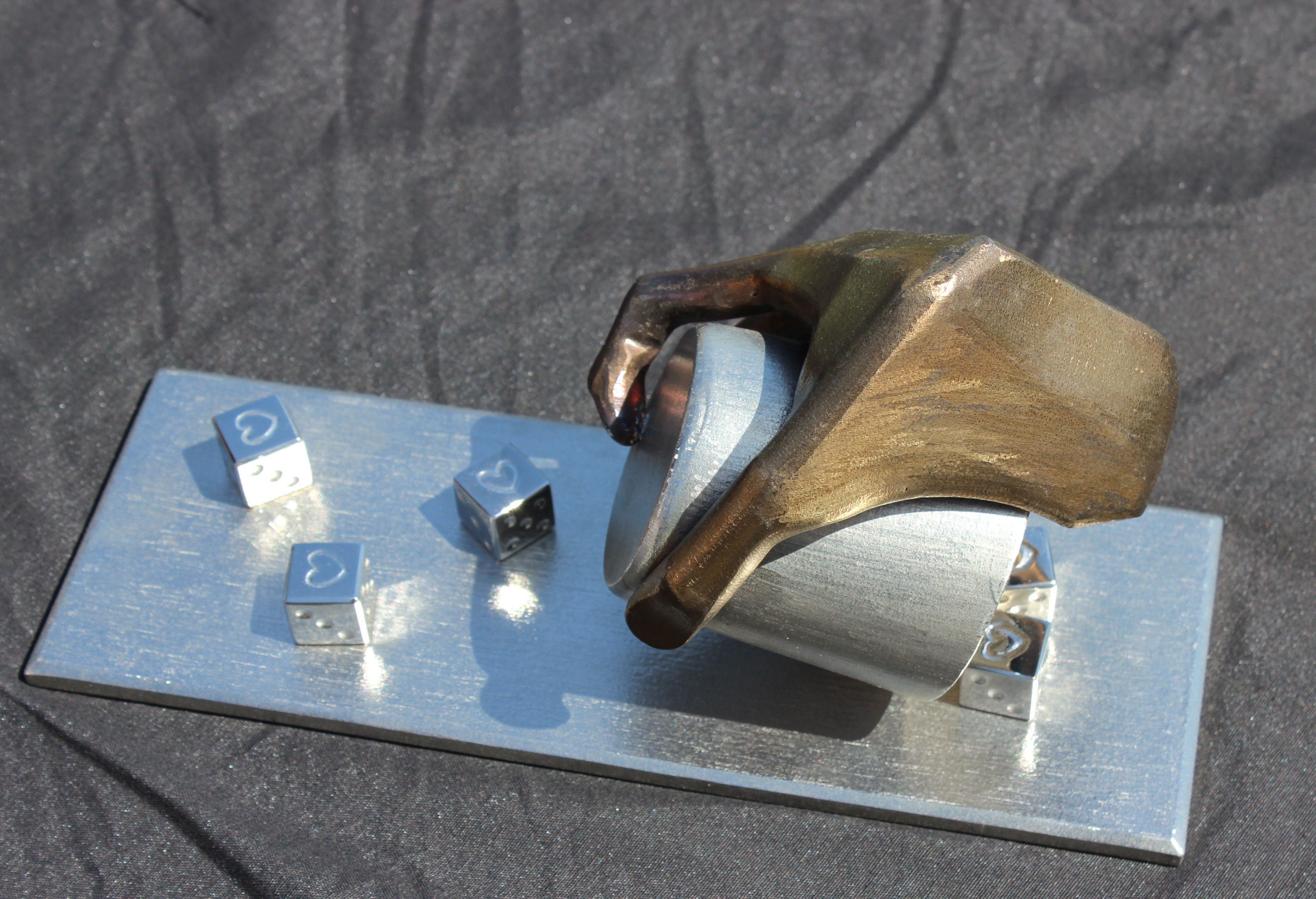 SERIE MANOS   "RE-POKER LOVE"