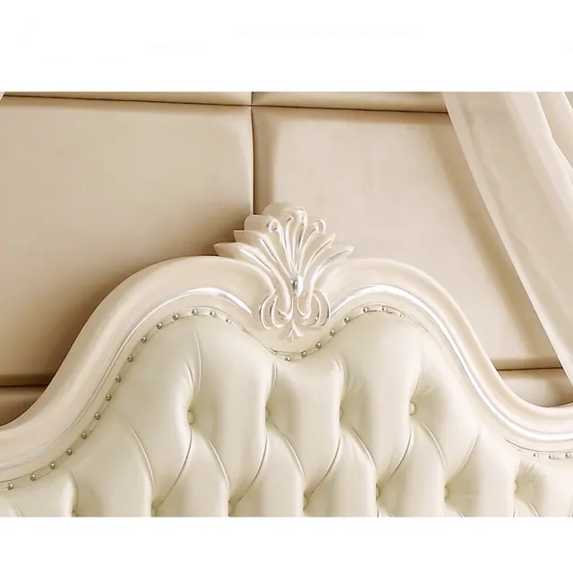 Victorian Style Hand-Carved Solid Teak Wood Bed Leather Upholstery