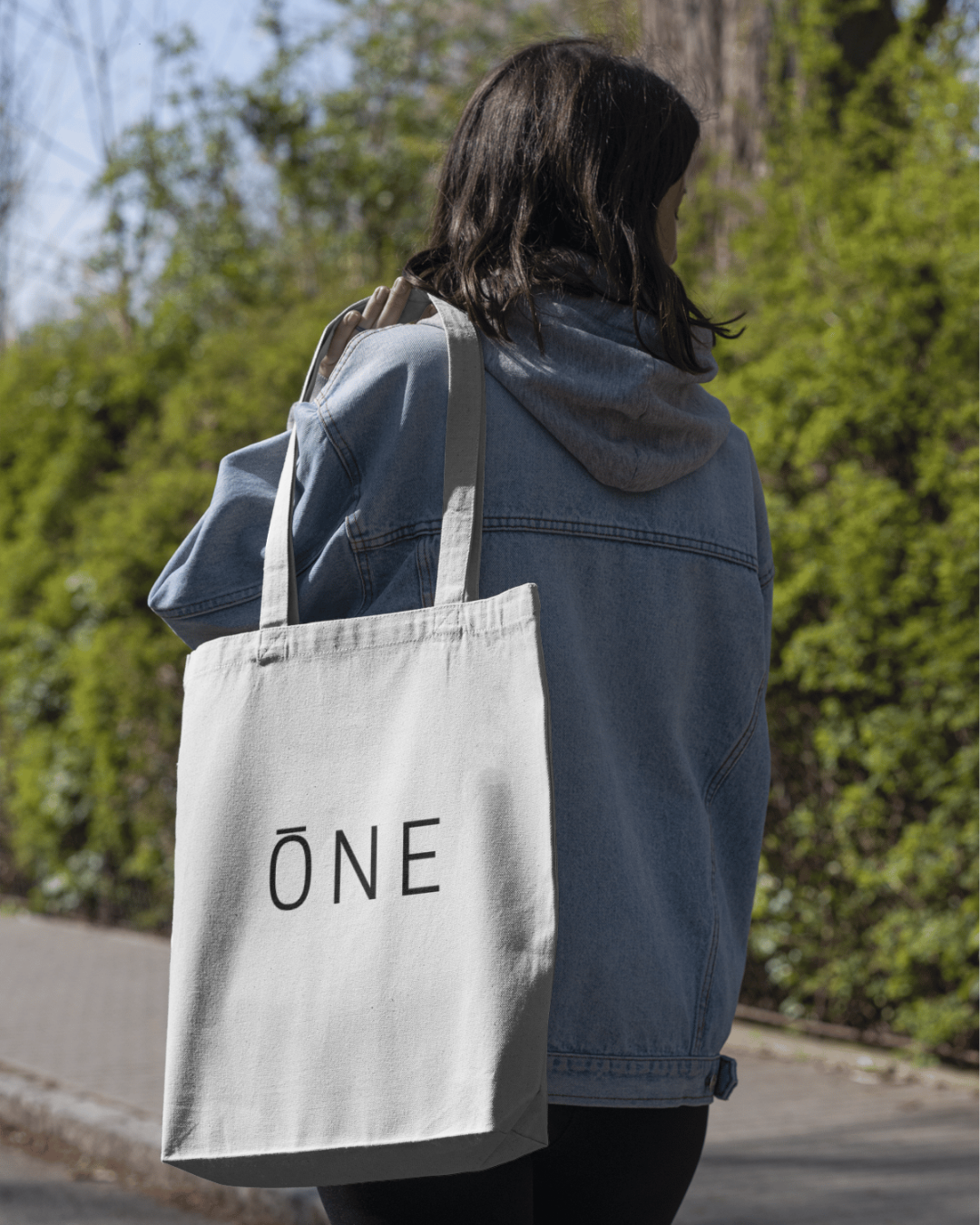 Minimalist ŌNE Tote Bag