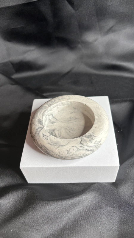 🕯️ Bougeoir en jesmonite fait main