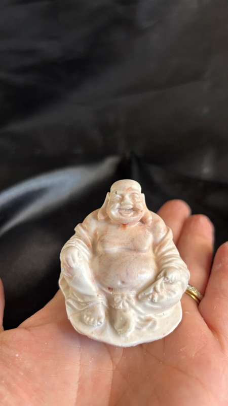 🧘‍♂️ Bouddha en jesmonite – Crème