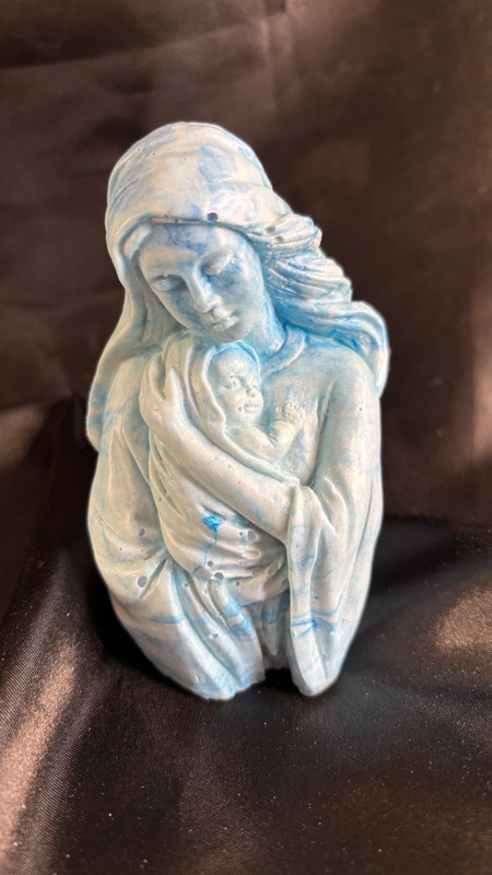 💙 Mère et Enfant – Sculpture en Jesmonite (bleu marbré)