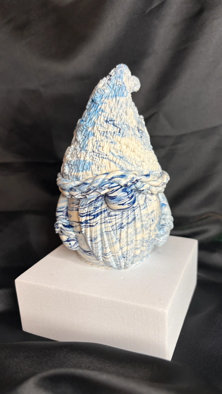🧊 Gnome d’hiver en jesmonite – Fait main