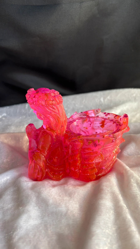 Petit pot fillette en résine époxy – Fait main