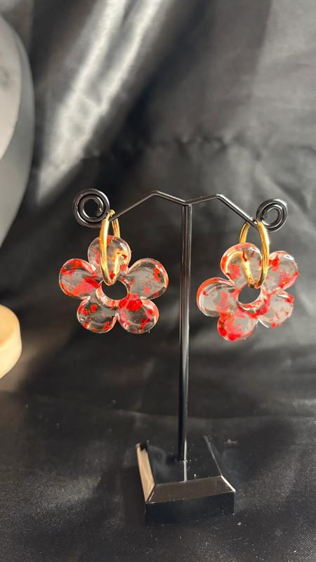 Ensemble collier & boucles d’oreilles en résine époxy – Fait main