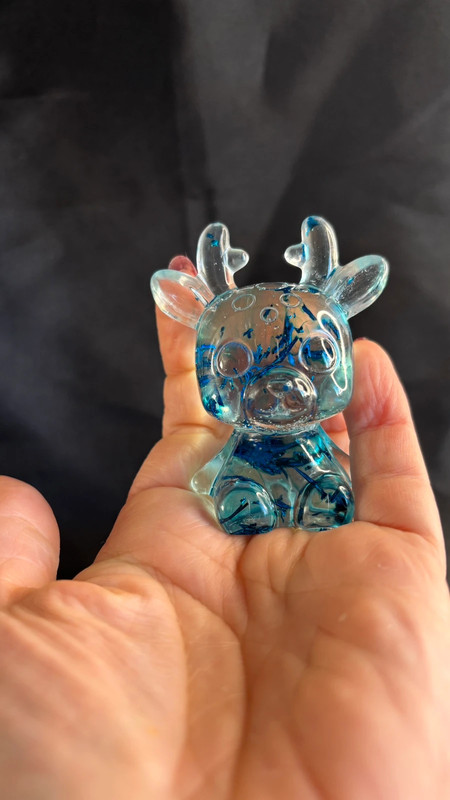 Biche en résine époxy – Fait main