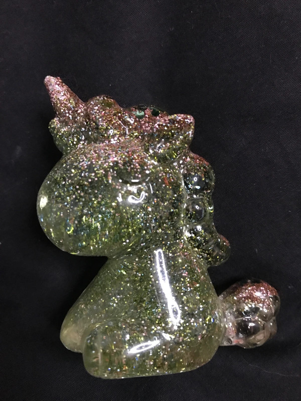 Licorne en résine époxy – Fait main