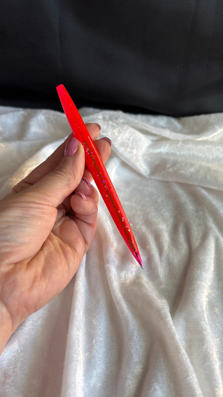 Stylo à bille bleu en résine époxy – Fait main