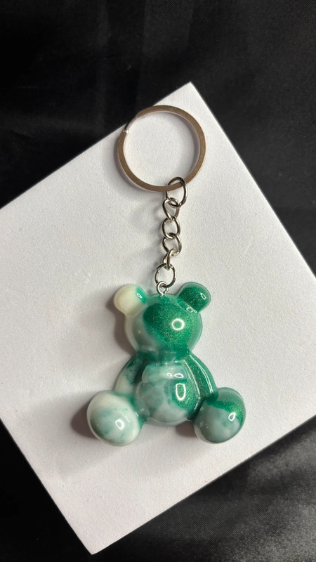 🧸 Ourson en Résine Époxy – Fait Main