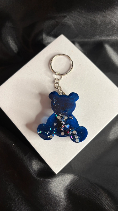 🧸 Ourson en Résine Époxy – Fait Main