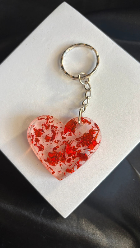 Porte-clé Cœur en Résine Époxy – Fait Main