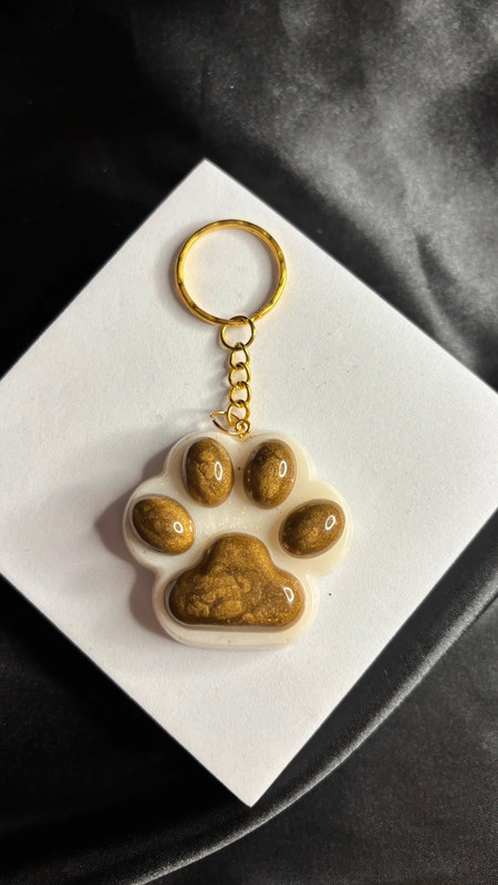 Porte-clé en Résine Époxy – Fait Main