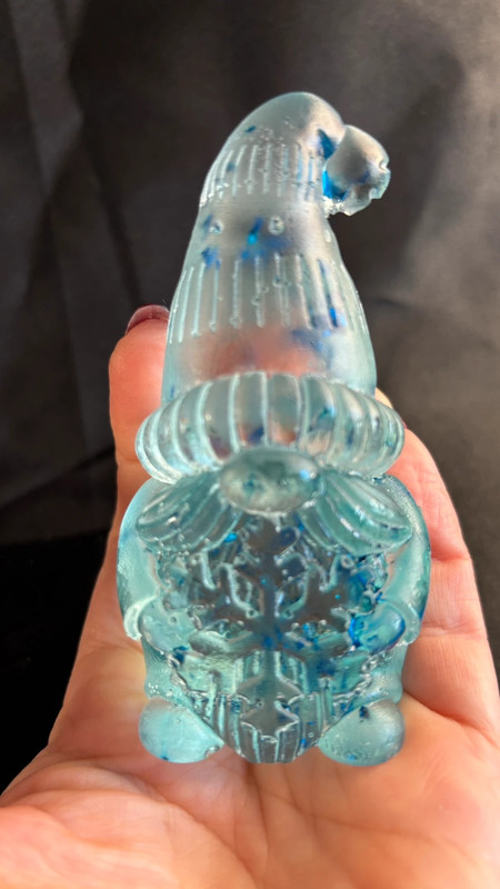 Gnome en résine époxy – Fait main