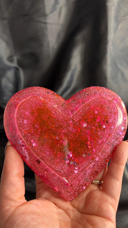 💖 Vide-Poche Cœur en Résine Époxy – Fait Main