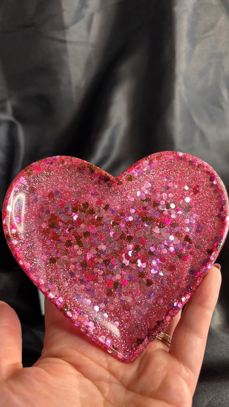 💖 Vide-Poche Cœur en Résine Époxy – Fait Main