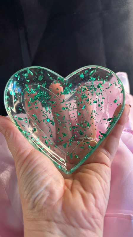 💖 Vide-Poche Cœur en Résine Époxy – Fait Main