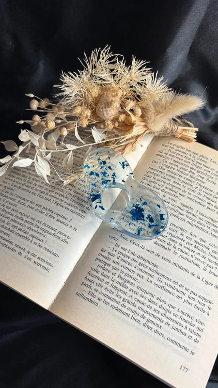 📖 Bague de Lecture en Résine Époxy – Fait Main