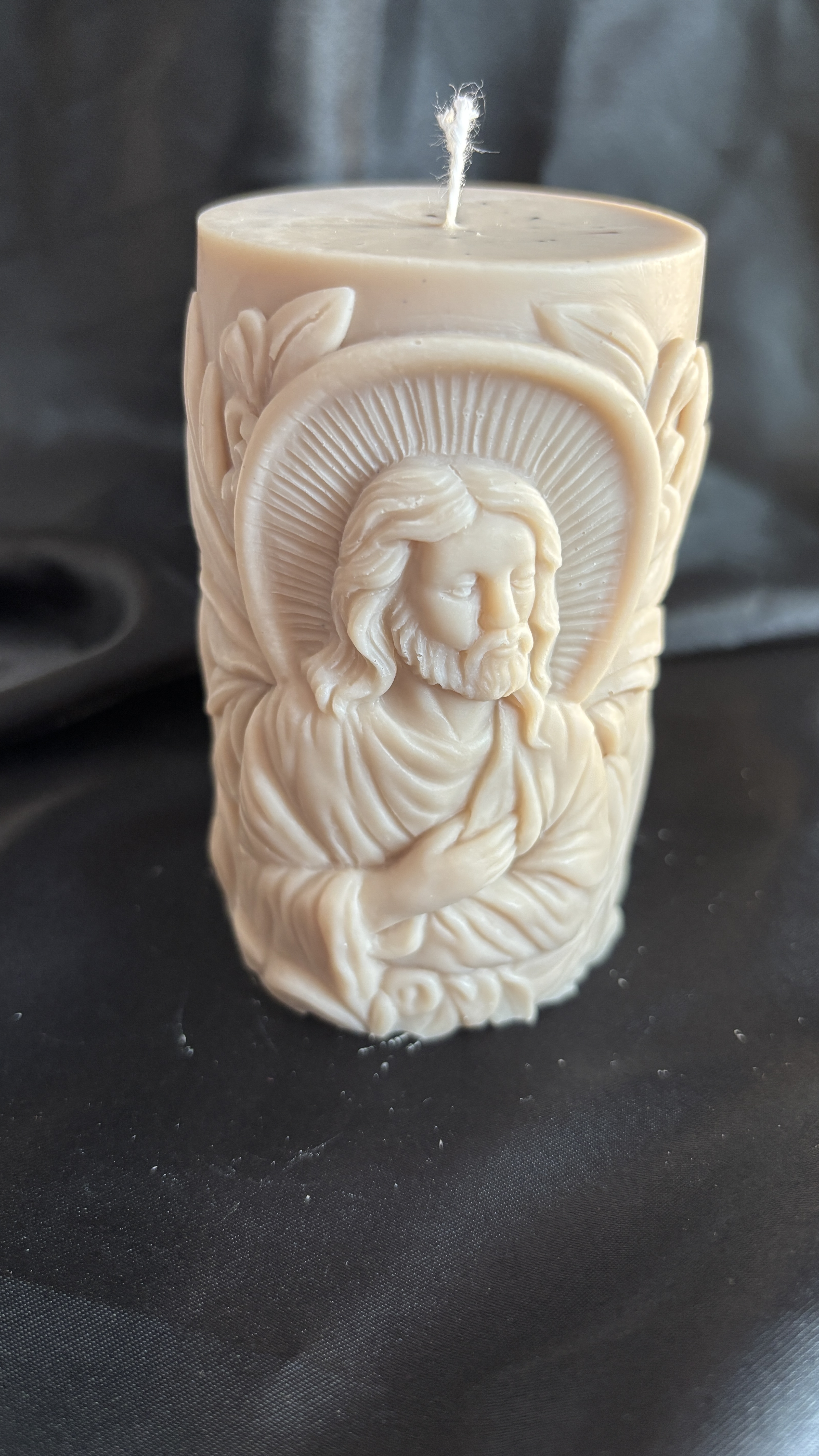 Bougie sculptée "Le Christ" 
