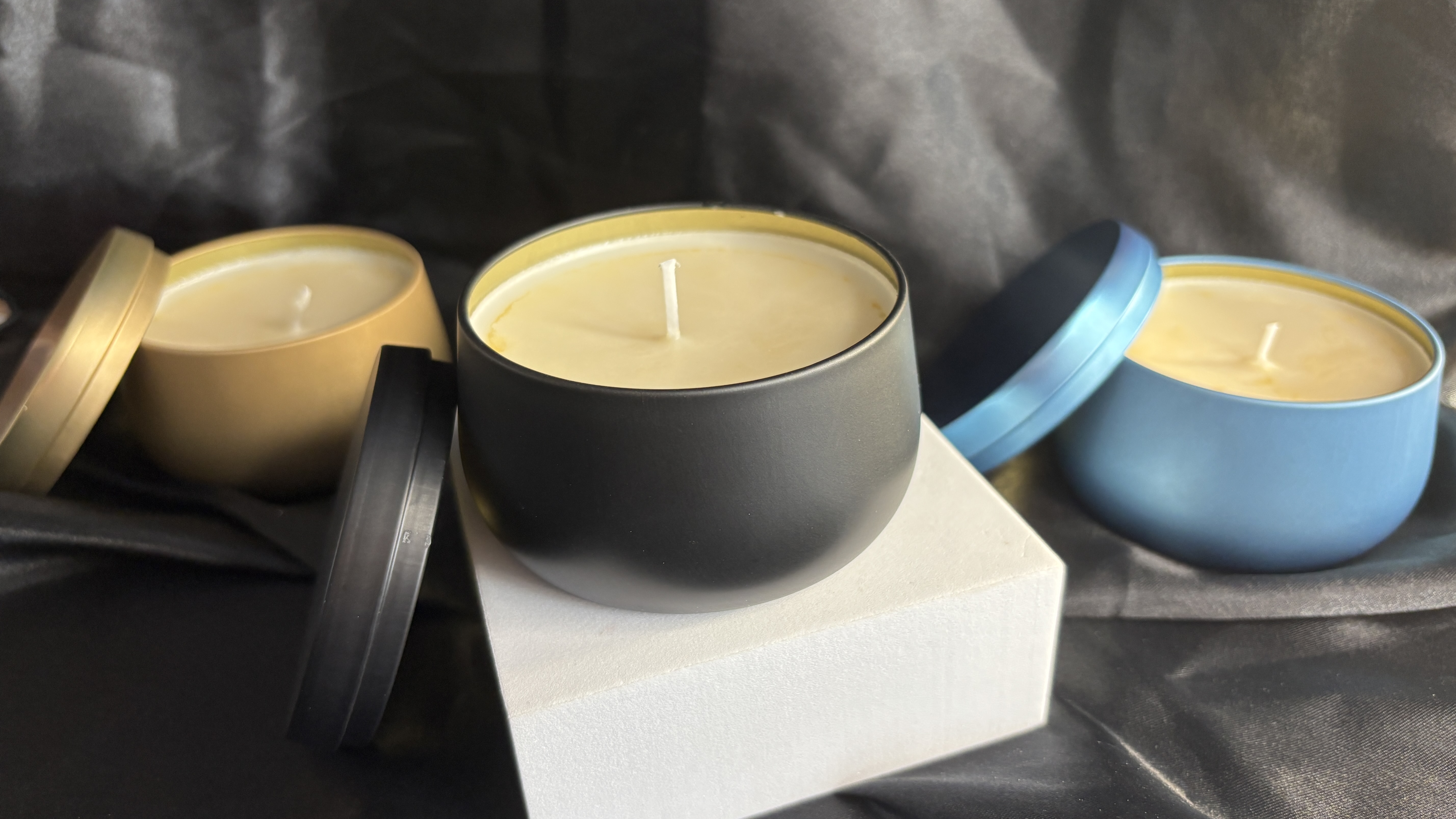  ✨ Bougie Citron en Boîte Métal – Cire Poudre Mika Or