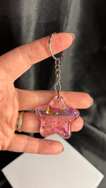 Porte-clé en Résine Époxy – Fait Main