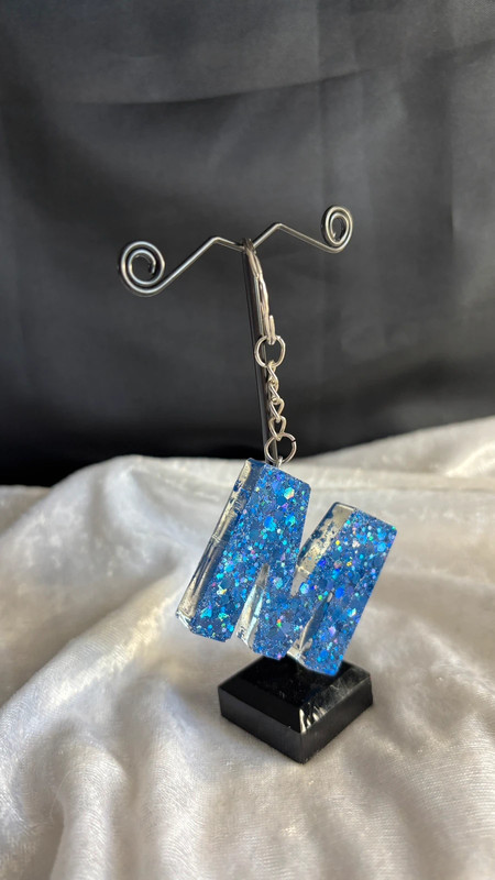 Porte-Clés Lettre de M à Z en résine époxy – Fait main