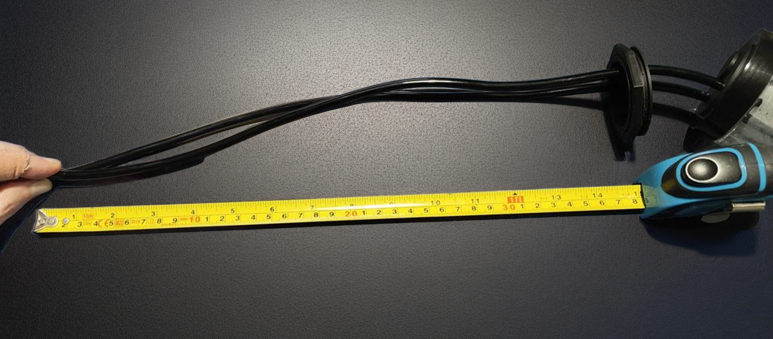 Water Reservoir: 250 ml (8 oz)