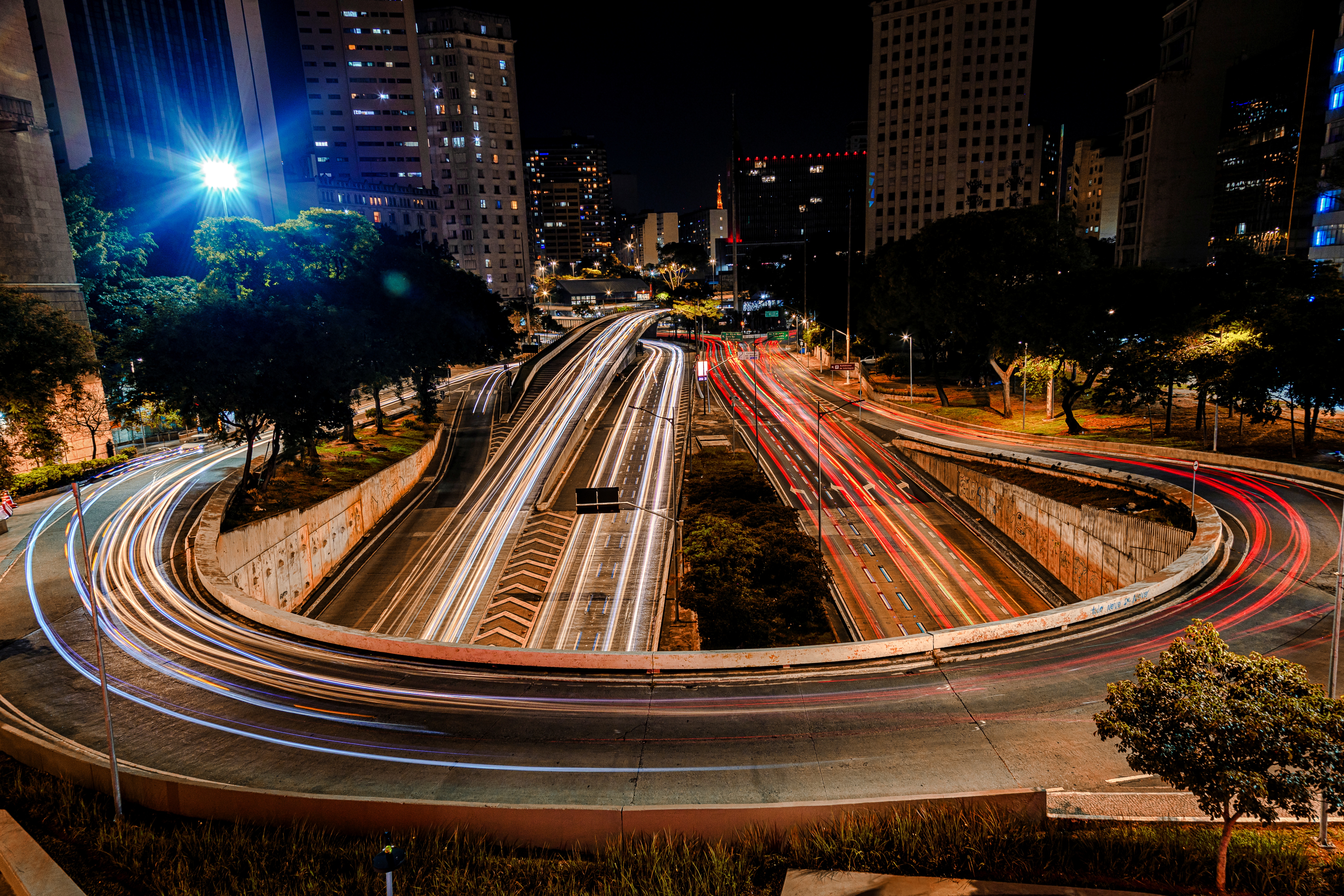 Foto Noturna de São Paulo