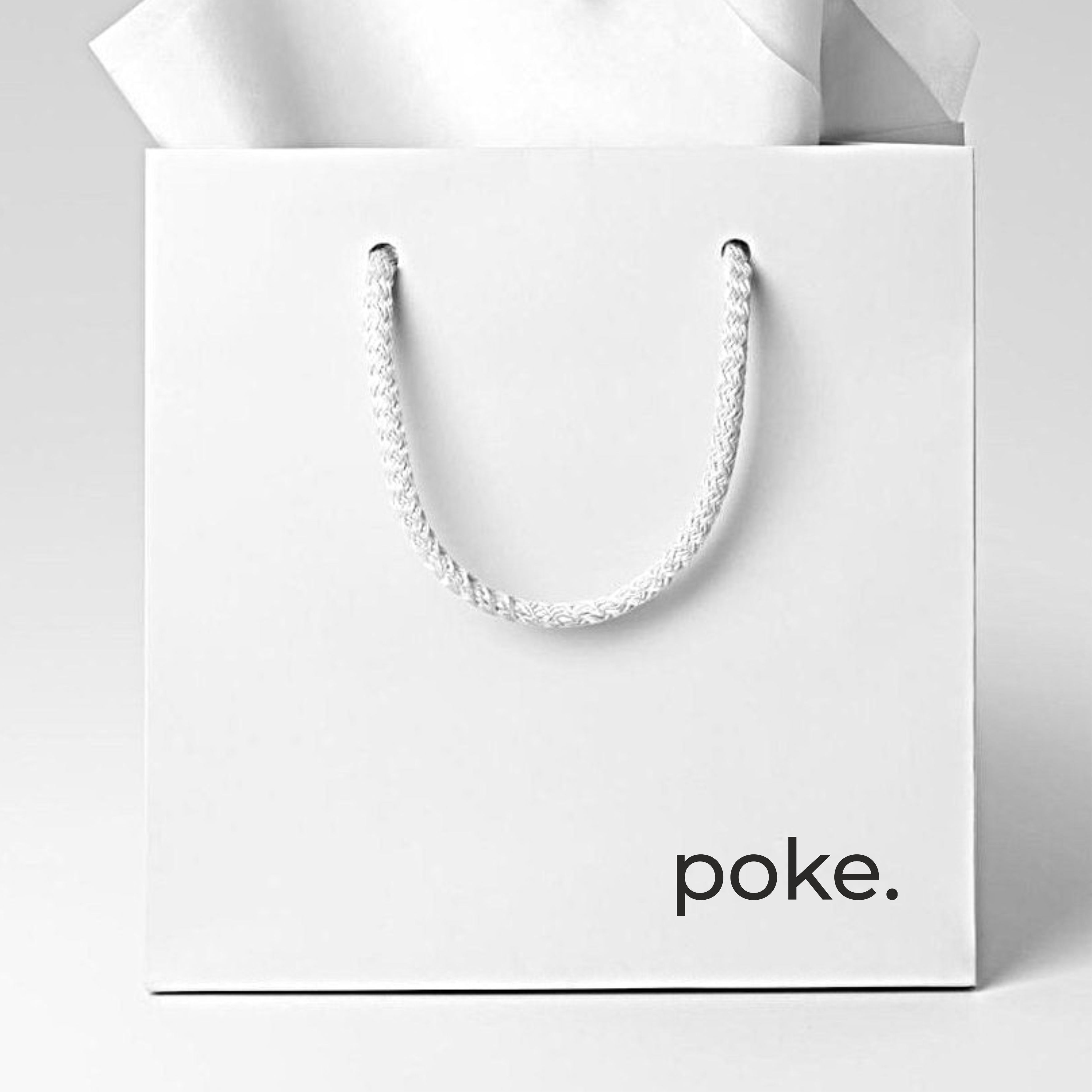 Baltas popierinis maišelis su logotipu 160x160x60 mm.