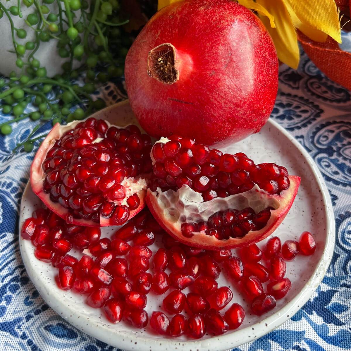 Fresh Pomegranate(1kg)