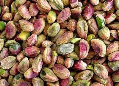 Raw green Pistachio
