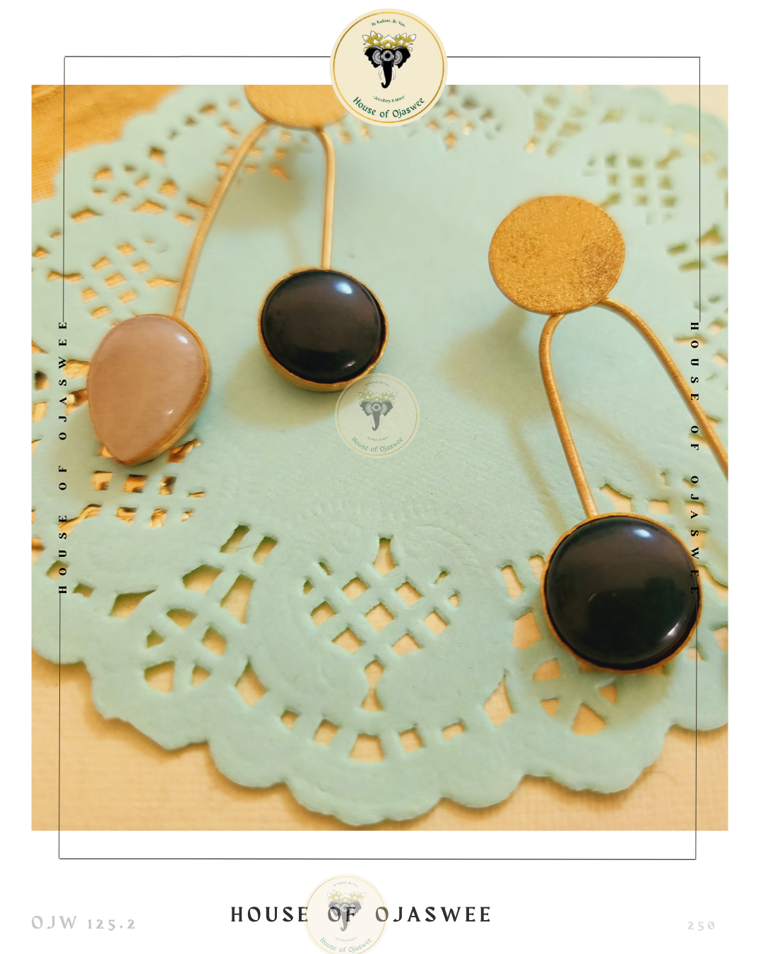 Matte Earrings Green & White Drops