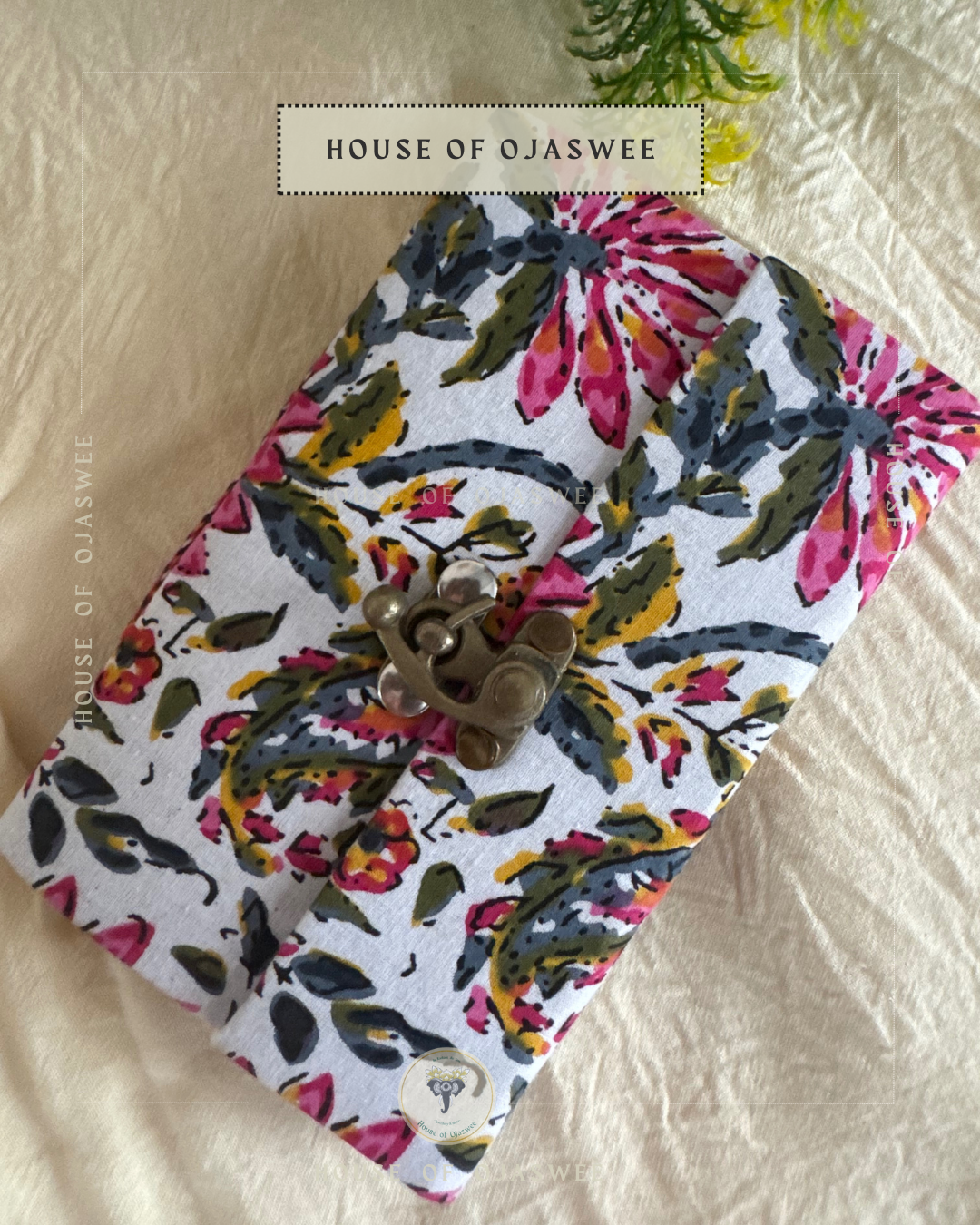 Fabric Diary - Floral Print (White)