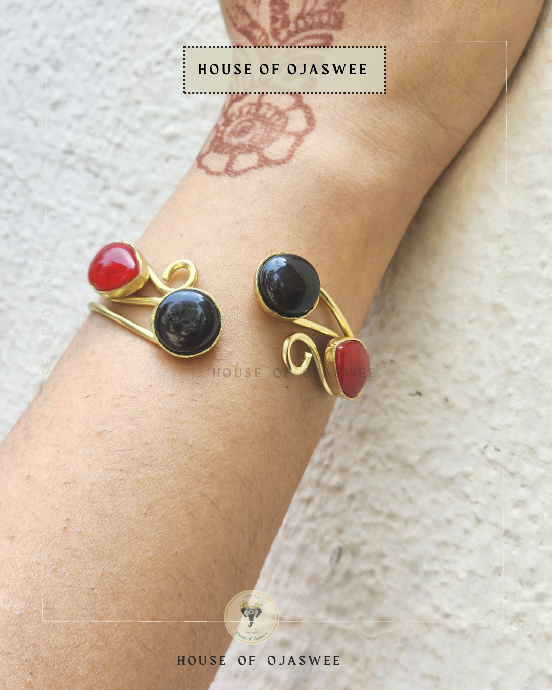 Matte Bracelet - Red & Black drops