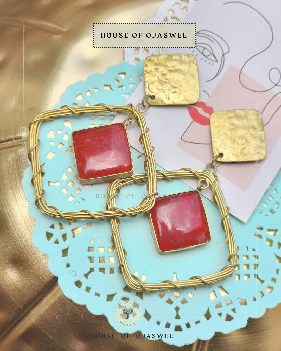 Matte Earrings - Diamond shape (Red)